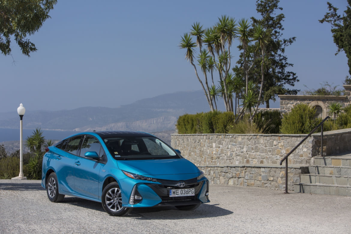 Toyota Prius Plug-in Hybrid na Rodos