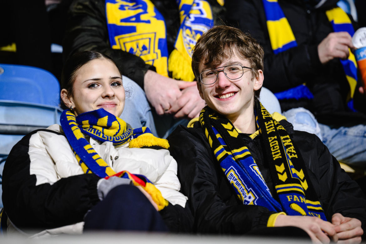 Arka Gdynia - Lechia Gdańsk: Zdjęcia kibiców z derbów Trójmiasta w ramach 23. kolejki PKO BP Ekstraklasy