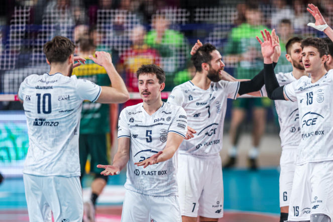 Projekt Warszawa nie wystraszył się Jurajskich Rycerzy! Warta Zawiercie rozbita w stolicy