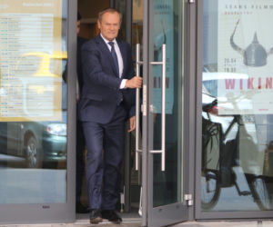 Urodziny Donalda Tuska. Tak szef PO obchodził urodziny - ciężko harował