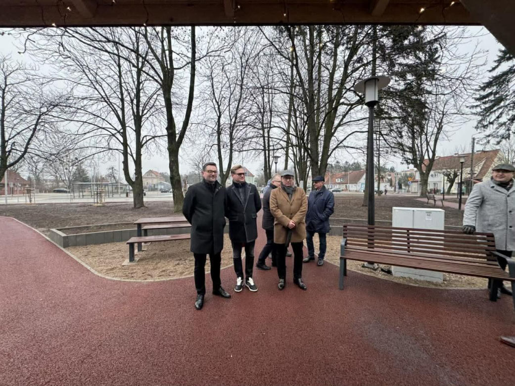 Plac Dworcowy w Pasłęku już gotowy