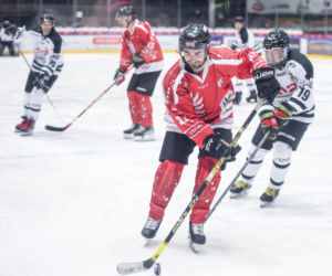 Hokej z Gwiazdami w Tychach dla WOŚP. Na lodowisku gwiezdna konstelacja