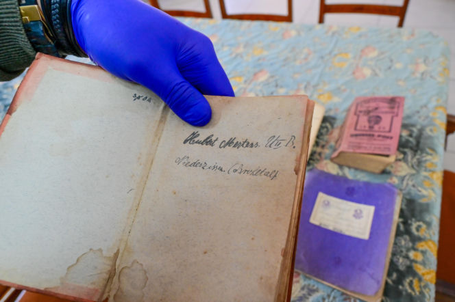 Szkolne pamiątki sprzed ponad 100 lat trafiły do Muzeum Historii Ziemi Kamieńskiej