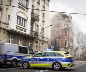 Ogień pojawił się w miejscu naznaczonym tragedią. Policja zatrzymała 27-latka