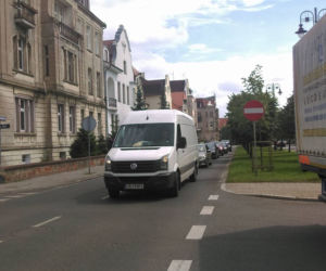 Aleje Mickiewicza wyłączone z ruchu. Trwa usuwanie skutków burzy
