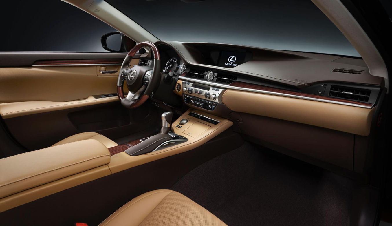 Lexus ES 300h - lifting 2016
