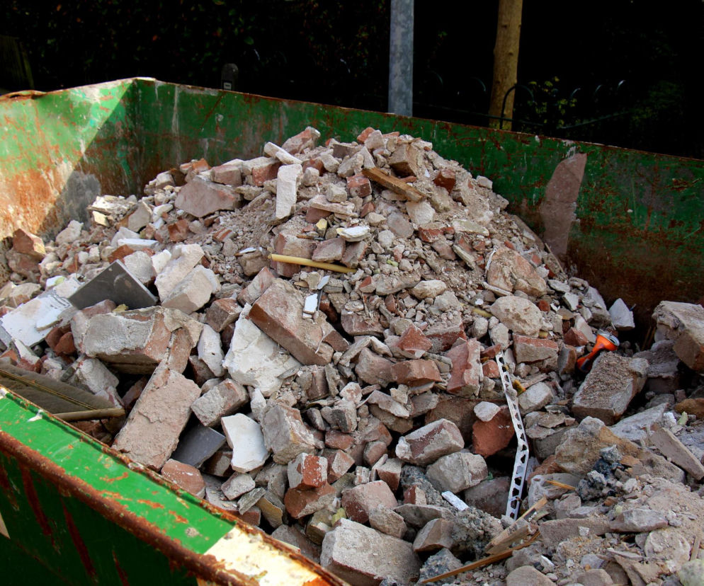 Aktualne ceny wynajmu kontenerów na odpady budowlane - styczeń 2026