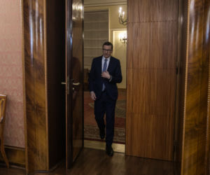Premier zapowiada walkę o odszkodowania od Niemiec: Polakom zgrabiono wielkie majątki