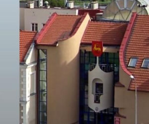 Uwaga! Partnerka Bieniuka walczyła z agresywnym psem! Przerażające zdjęcia