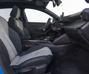 Peugeot e-208 GT