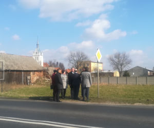 Nowy chodnik w Bukownicy i kolejny remont drogi 449