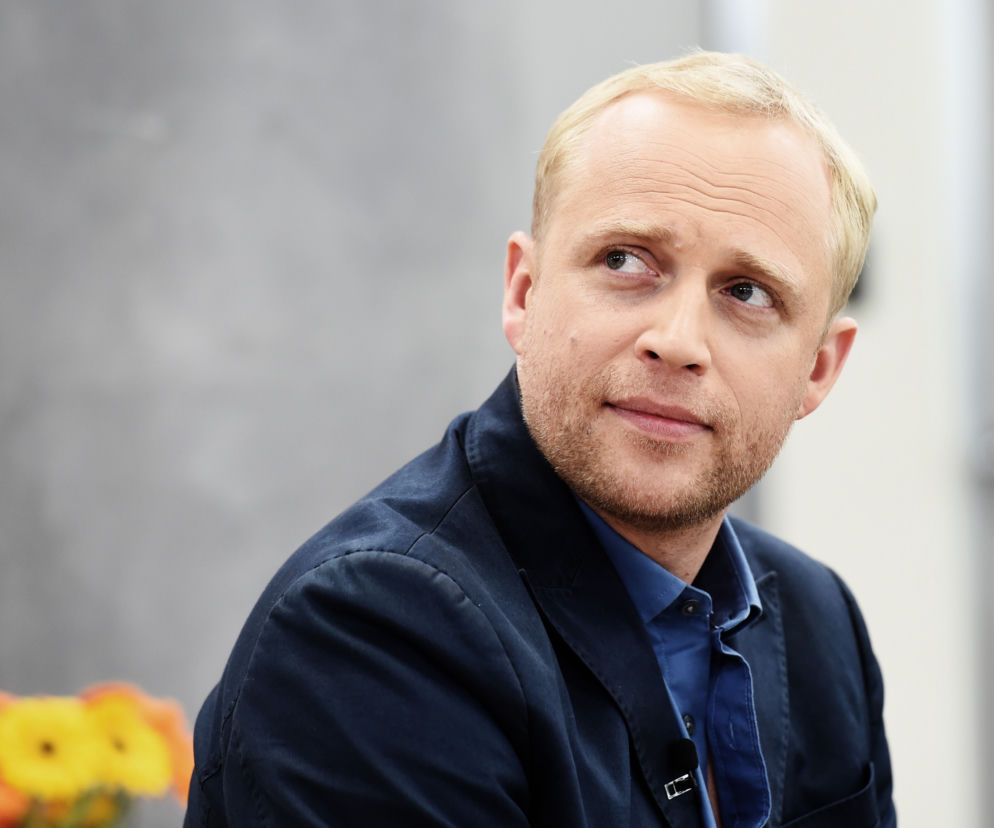 1PUBL_PIOTR ADAMCZYK