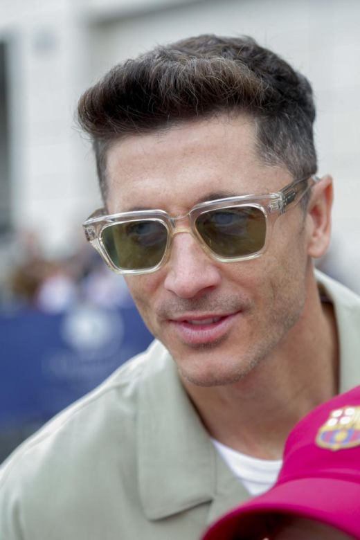 Tyle Robert Lewandowski zarabia za jeden post na Instagramie. Stawka zwala z nóg! 