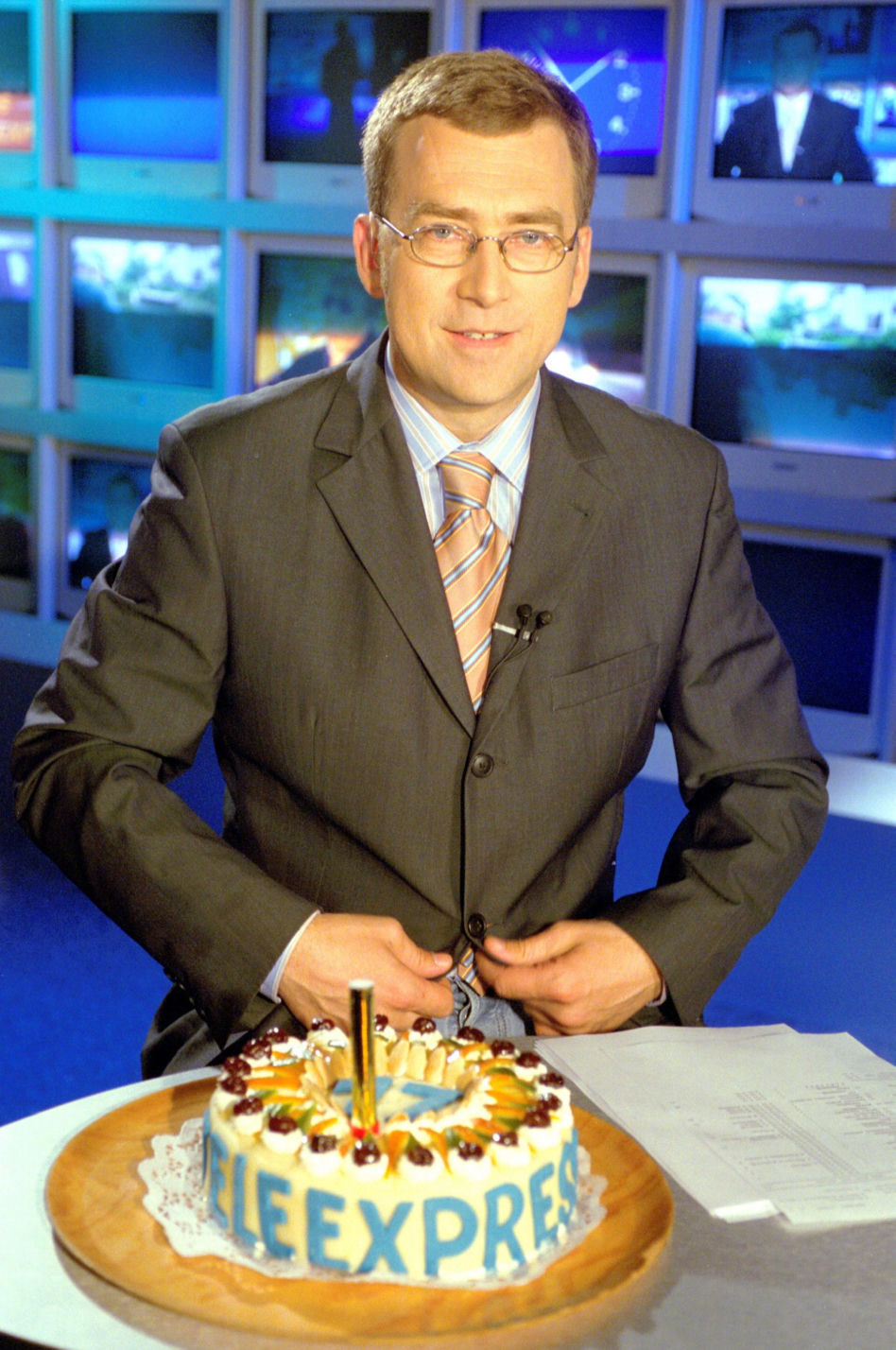Maciej Orłoś świętuje 40-ste urodziny  "Teleexpressu"