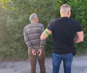 Koniec obławy! 65-latek zatrzymany po odnalezieniu ciała jego żony. Potrzebował pomocy