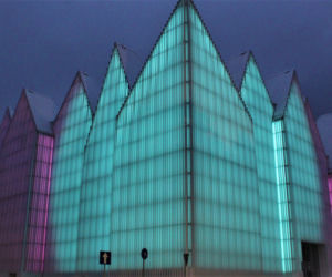 Pokaz iluminacji Filharmonii w Szczecinie z okazji Święta Muzyki