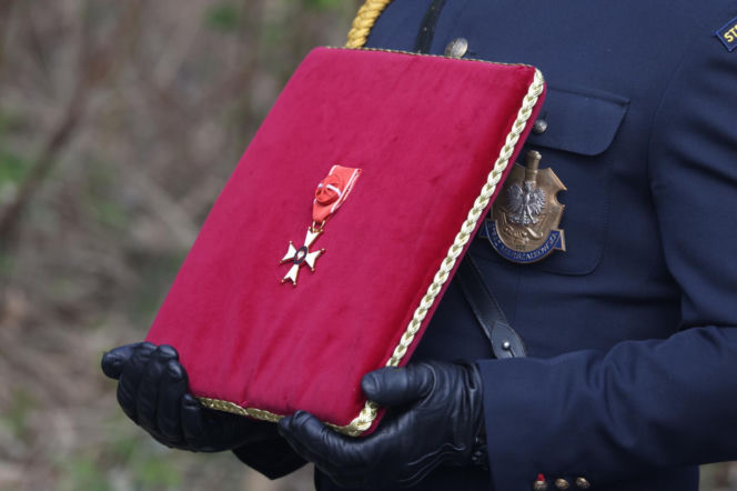 Poseł Łukasz Litewka spoczął w honorowym miejscu