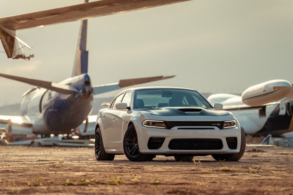 Dodge Charger Scat Pack i SRT Hellcat Widebody
