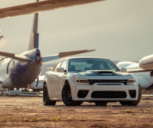 Dodge Charger Scat Pack i SRT Hellcat Widebody