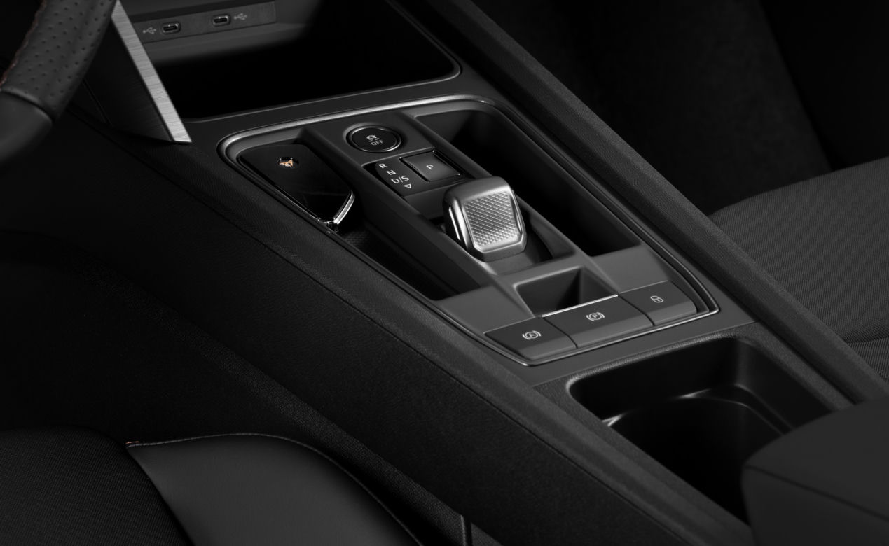 Nowa Cupra Leon (2021)