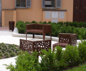 Elementy architektury ogrodowej z cortenu