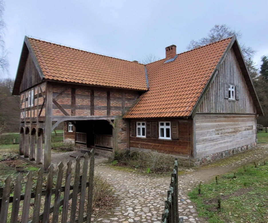 Czym różni się Warmia od Mazur?