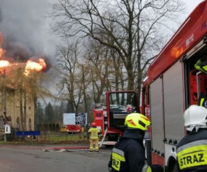 Pożar domu w Karpnikach na Dolnym Śląsku
