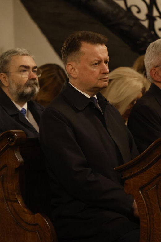 Jarosław Kaczyński z posłami na mszy św. w intencji Barbary Skrzypek