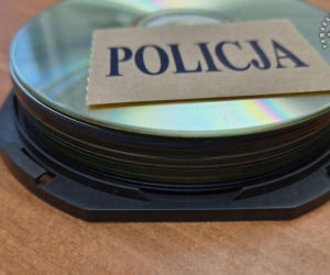 Szokujące sceny w markecie. Mężczyzna filmował dzieci w toalecie