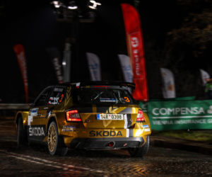 Złota Skoda Fabia R5 zespołu rajdowego Miko Marczyk Motorsport
