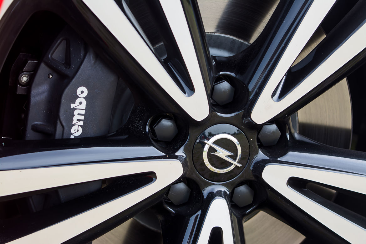 Opel Insignia Sports Tourer OPC Line 2.0 Turbo 260 KM AWD AT