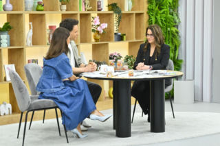 Total look rodem z lat 80. wraca do łask. Zobacz, jak noszą go Paulina Sykut-Jeżyna i Katarzyna Sokołowska