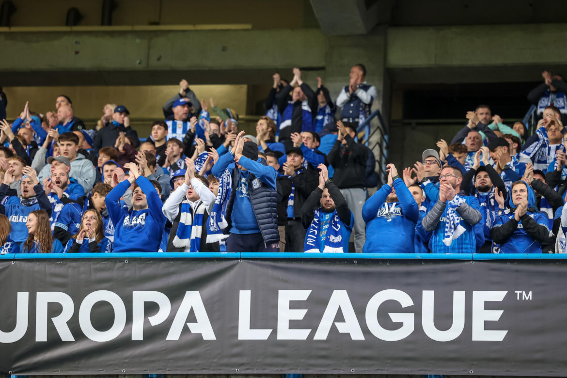 Lech Poznań - Sunderland: Zdjęcia kibiców i zawodników z meczu 3. kolejki fazy ligowej Ligi Europy 2026/27