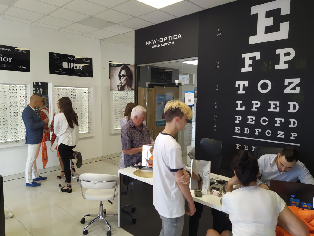 Eska Summer City w salonie optycznym New Optica