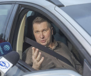 Przemysław Czarnek był królem parkietu we włoskim hotelu. Tam poznał piękną małżonkę [ZDJĘCIA]