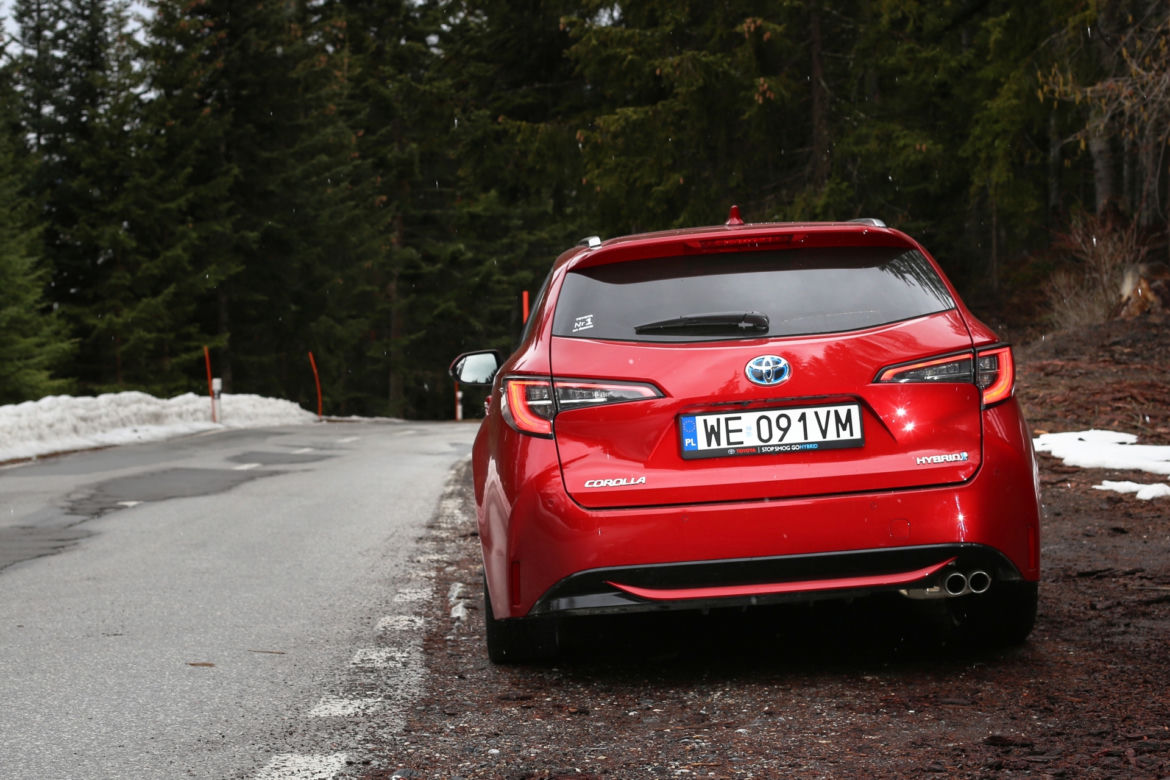 Toyota Corolla Touring Sports 2.0 Hybrid 180 KM e-CVT Executive