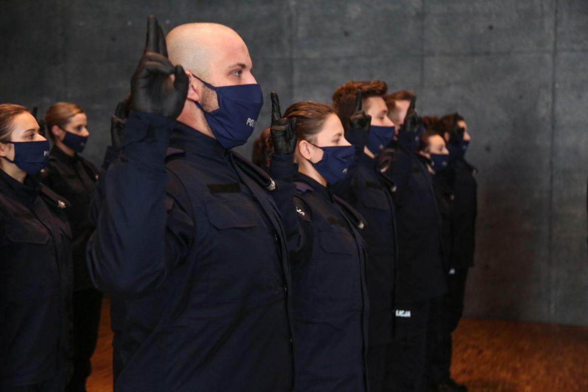 Małopolska ma 30 nowych policjantów. Większość będzie pracować w Krakowie 