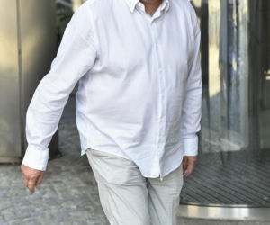 Tak Cezary Żak wyglądał na początku kariery. Niezwykła metamorfoza gwiazdora Miodowych lat