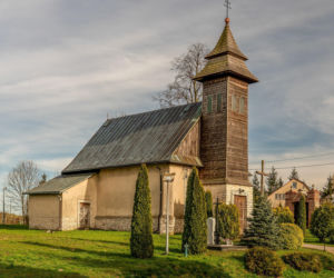 To jedno z najpiękniejszych miast Małopolski. W średniowieczu było wsią, w której mieszkali zakonnicy z Jerozolimy