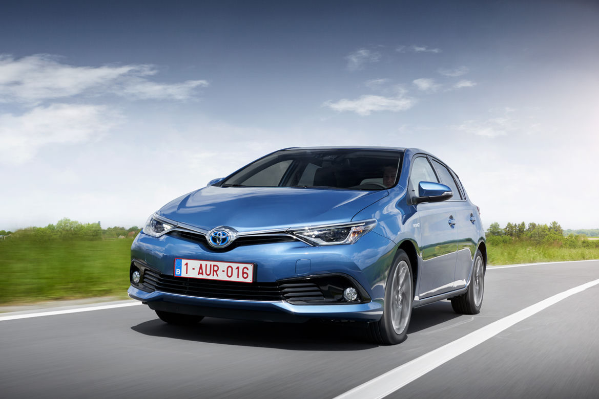 2015 Toyota Auris facelifting
