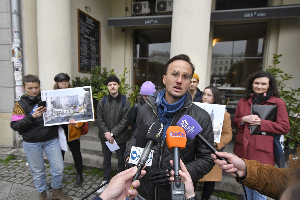 Zamkną plac Zbawiciela? Działacze chcą zrobić z ronda deptak