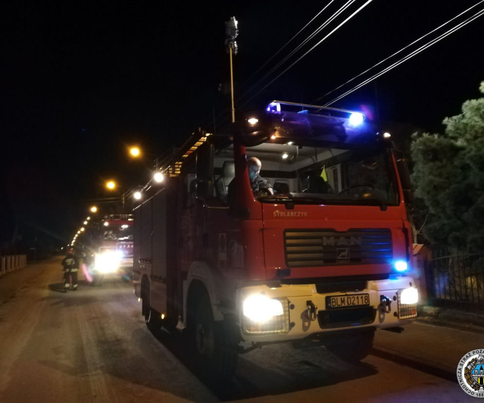 auto wpadło do rzeki
