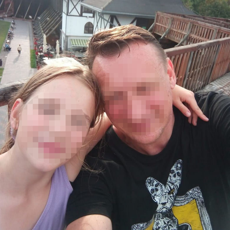 "Iga raz krzyknęła. Tylko raz. Było po szóstej". Dziewczynkę w kałuży krwi znalazła policja. Jej ojciec skoczył z okna