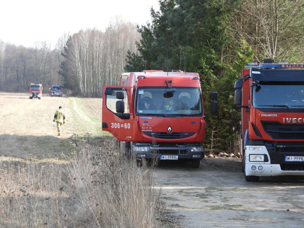 Niezidentyfikowany obiekt spadł pod Mińskiem Mazowieckim. Ruszyła akcja służb