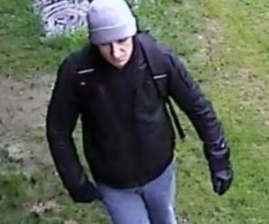 3 Łódzka policja poszukuje sprawcy kradzieży z włamaniem
