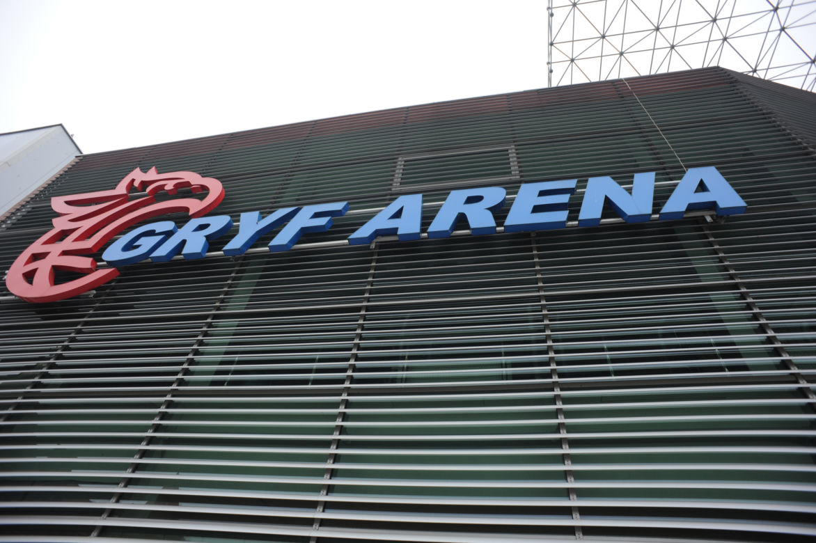 Gryfice: Hala sportowa została żle poświęcona