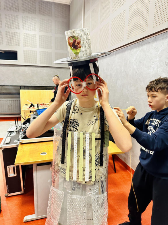 Szykowne śmieci – projekt „Moda na recykling” w gminie Mordy
