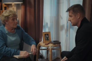 M jak miłość odc. 1927. Paweł (Rafał Mroczek), Barbara (Teresa Lipowska)