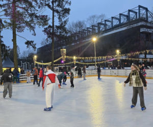 Lodowisko Ice-Park Kraków w Parku Jordana