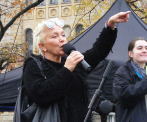 Czarny i biały protest w Poznaniu